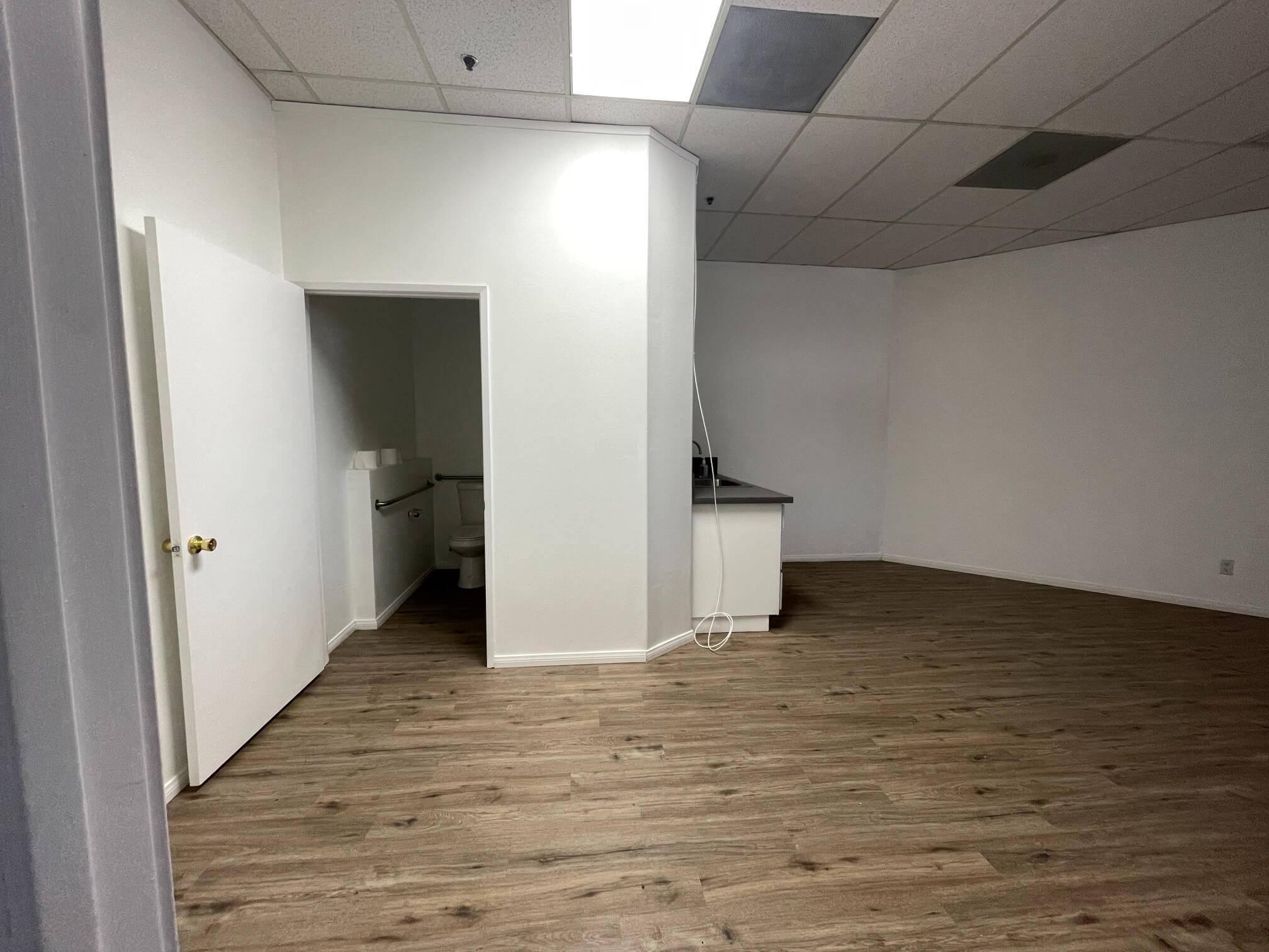 Glendale, CA Retail or Medical Office Space for Lease 1224 S Central